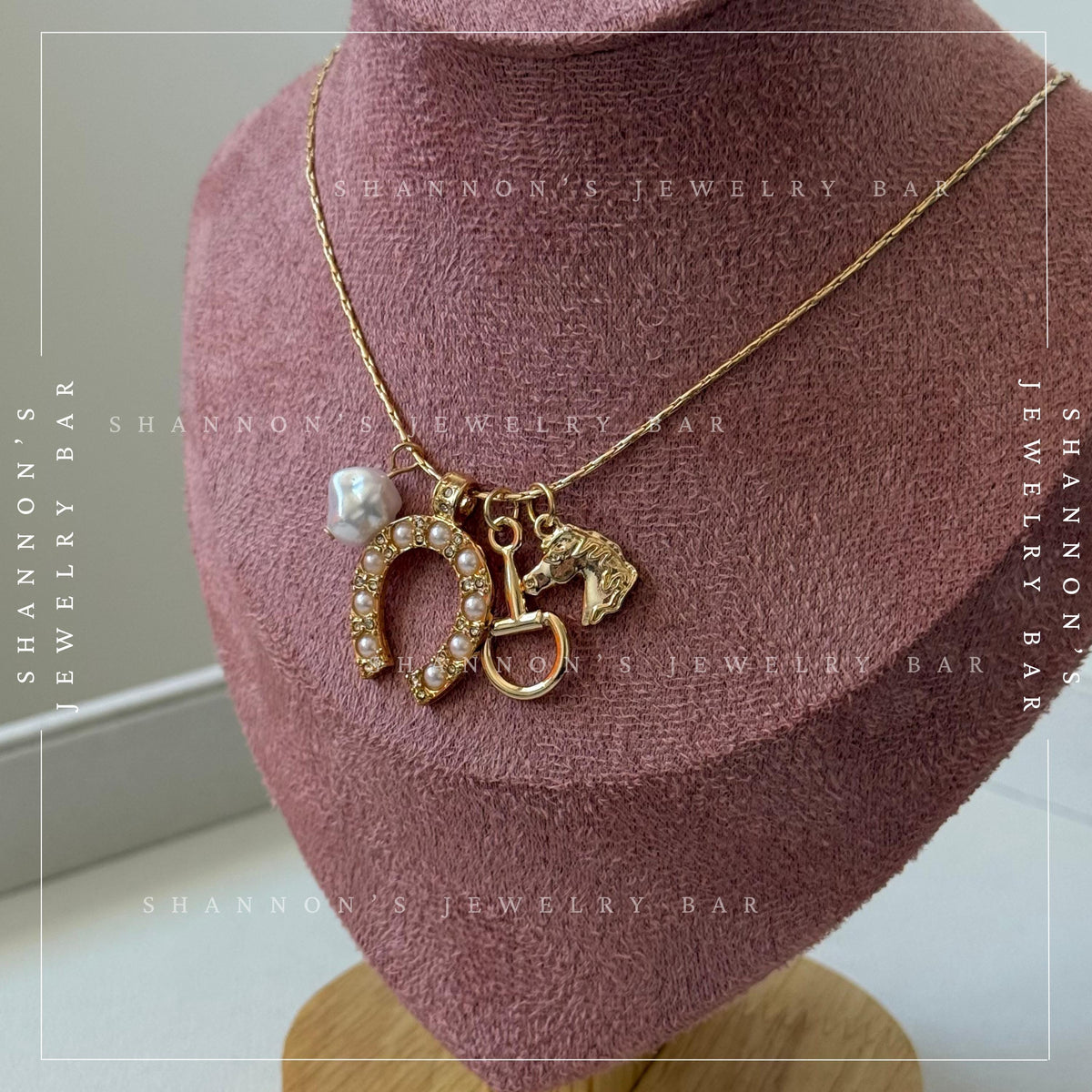 Western Charm Necklace, Gold Horseshoe Necklace, Horse Charm Necklace, Coastal Cowgirl Jewelry Equestrian Necklace, Pearl Charm Necklace