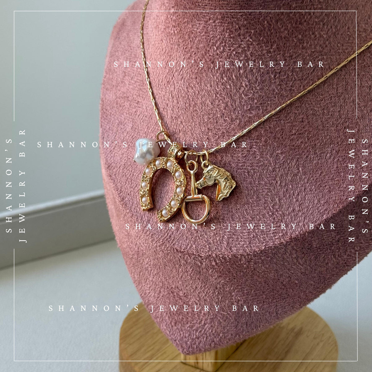 Western Charm Necklace, Gold Horseshoe Necklace, Horse Charm Necklace, Coastal Cowgirl Jewelry Equestrian Necklace, Pearl Charm Necklace