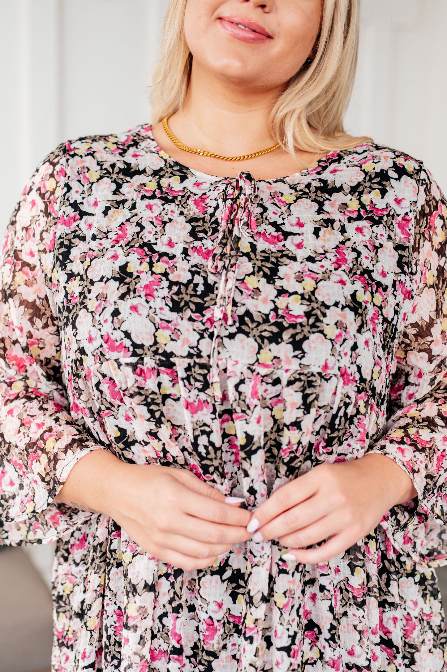 Jennifer Floral Dress - Shannon’s Jewelry Bar