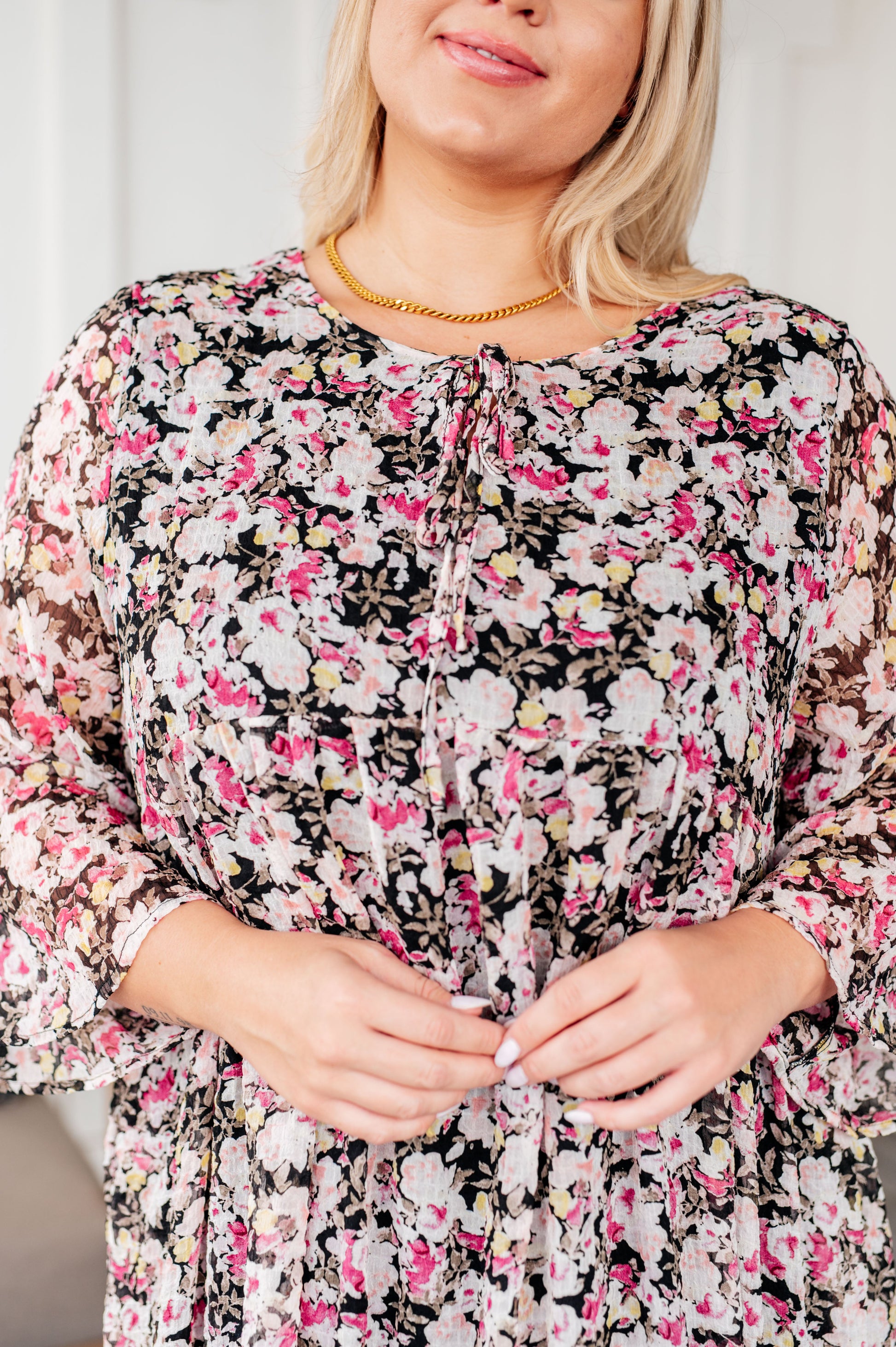 Jennifer Floral Dress - Shannon’s Jewelry Bar