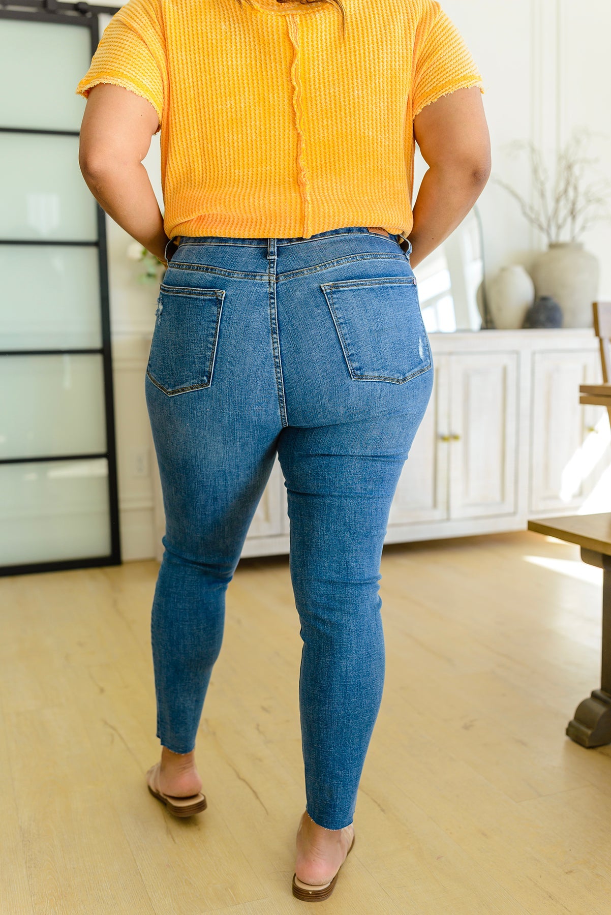 Hi-waisted Dandelion Embroidery Skinny - Shannon’s Jewelry Bar