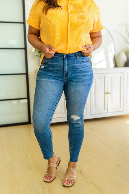 Hi-waisted Dandelion Embroidery Skinny - Shannon’s Jewelry Bar