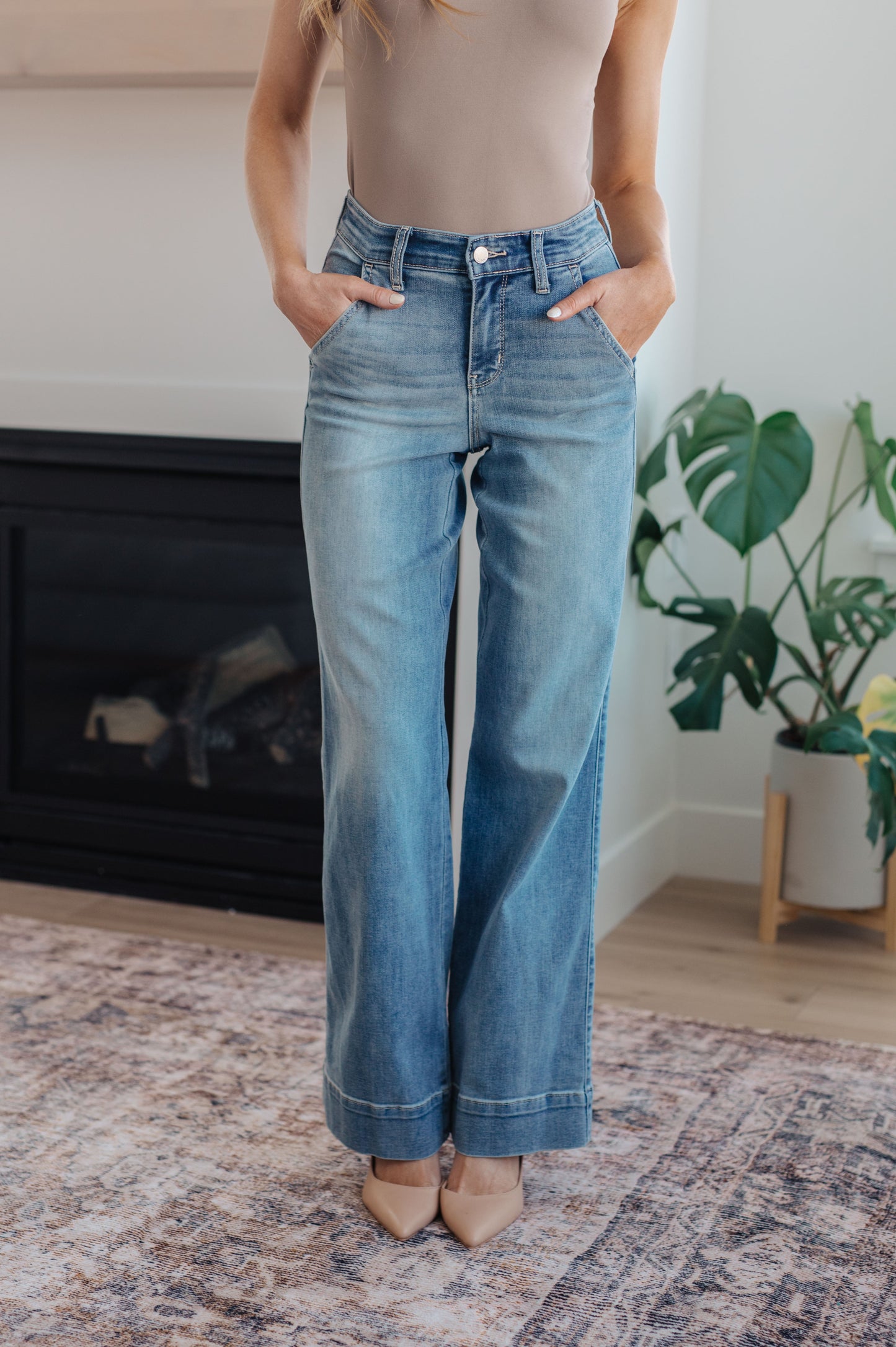 Mindy Mid Rise Wide Leg Jeans - Shannon’s Jewelry Bar