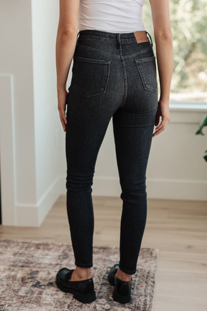 Octavia High Rise Control Top Skinny Jeans in Washed Black - Shannon’s Jewelry Bar