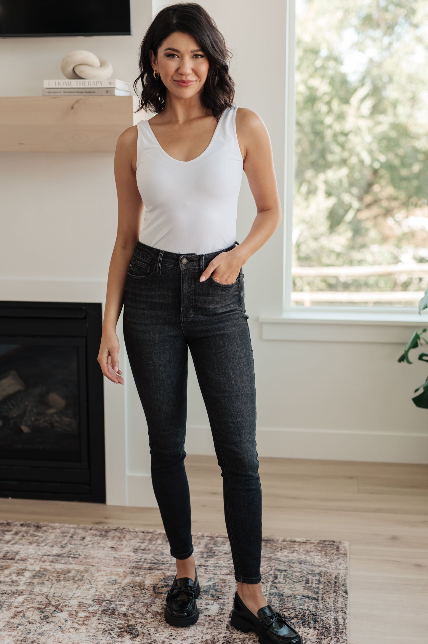 Octavia High Rise Control Top Skinny Jeans in Washed Black - Shannon’s Jewelry Bar