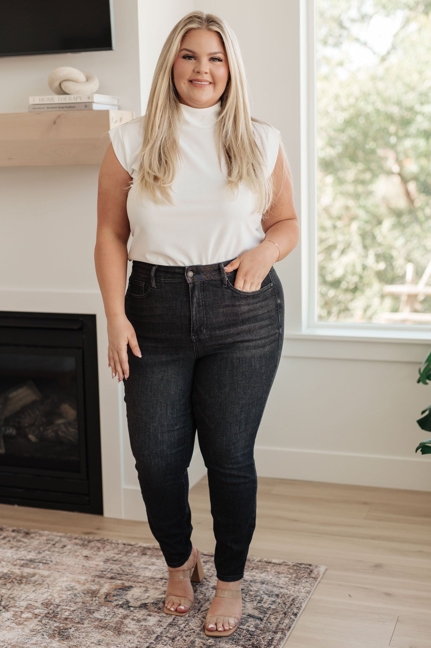 Octavia High Rise Control Top Skinny Jeans in Washed Black - Shannon’s Jewelry Bar